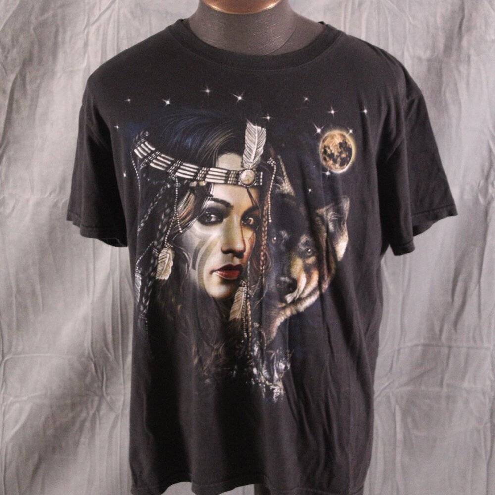 Vintage Graphic T-shirt - First Nations Lady and Wolf Head Jay Rock - Mens Large